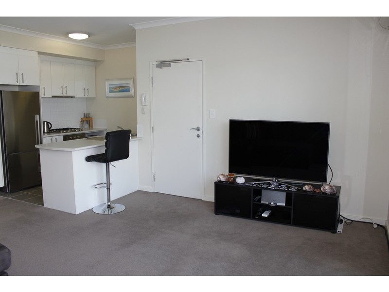 6/30 Malata Crescent, Success WA 6164