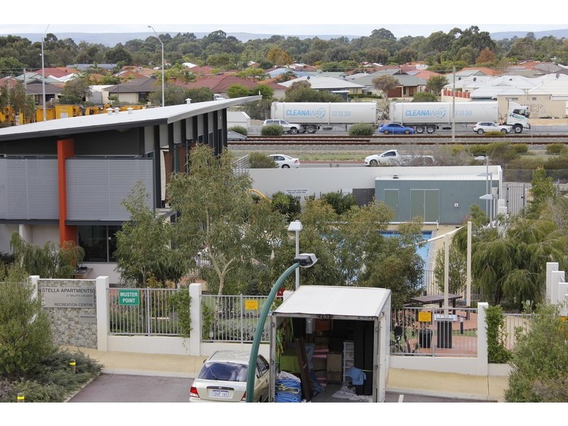 6/30 Malata Crescent, Success WA 6164