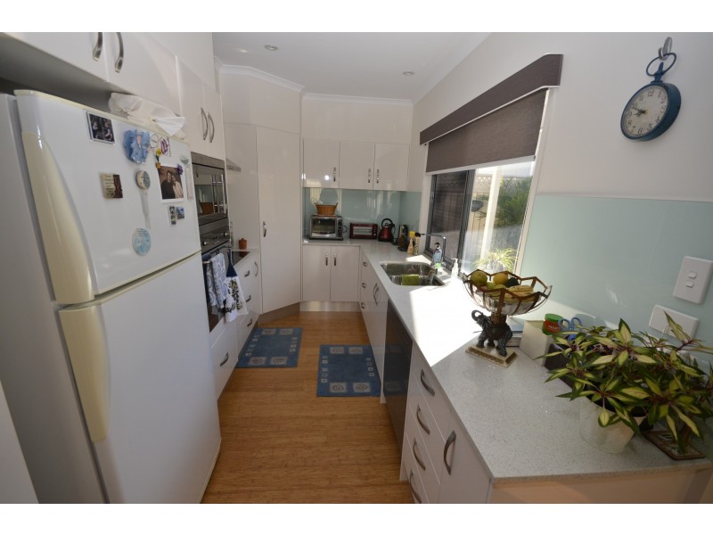 16/2 Barneys Point Road, Banora Point NSW 2486