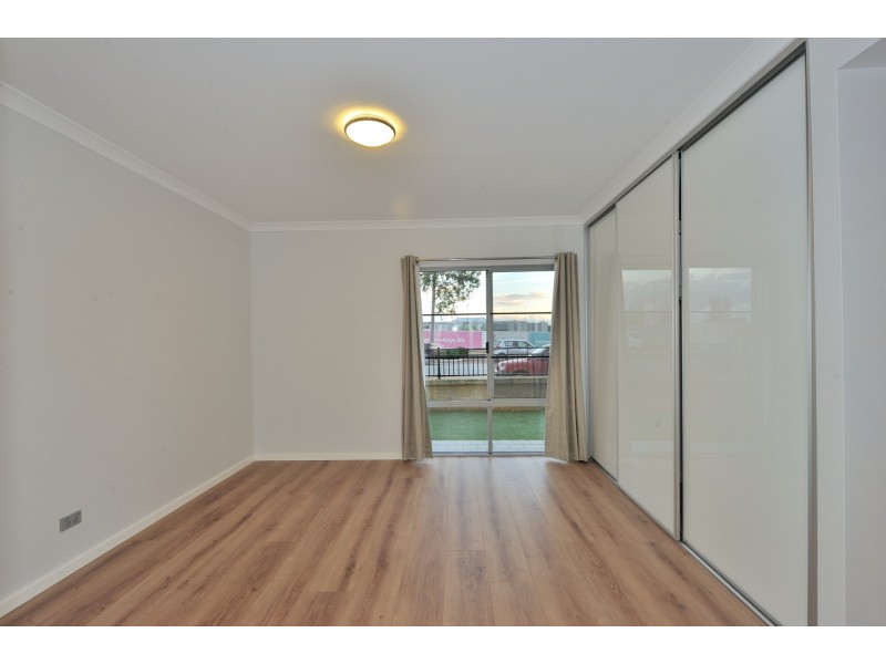 49 Lambeth Circle, Wellard WA 6170