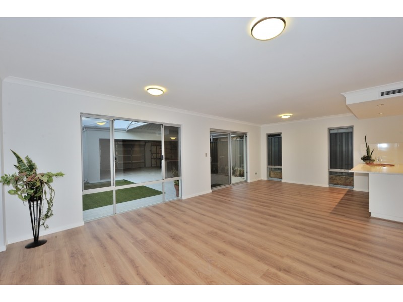 49 Lambeth Circle, Wellard WA 6170