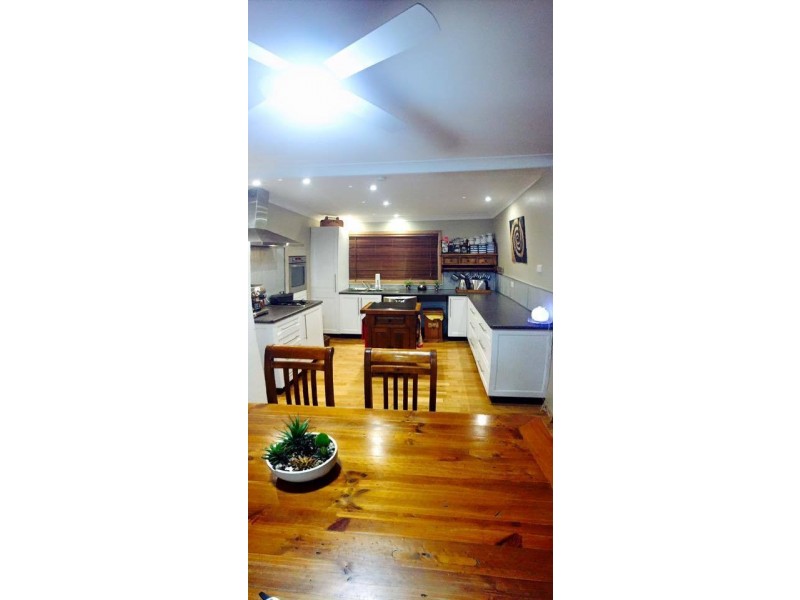 2 Grace St, Lake Cargelligo NSW 2672