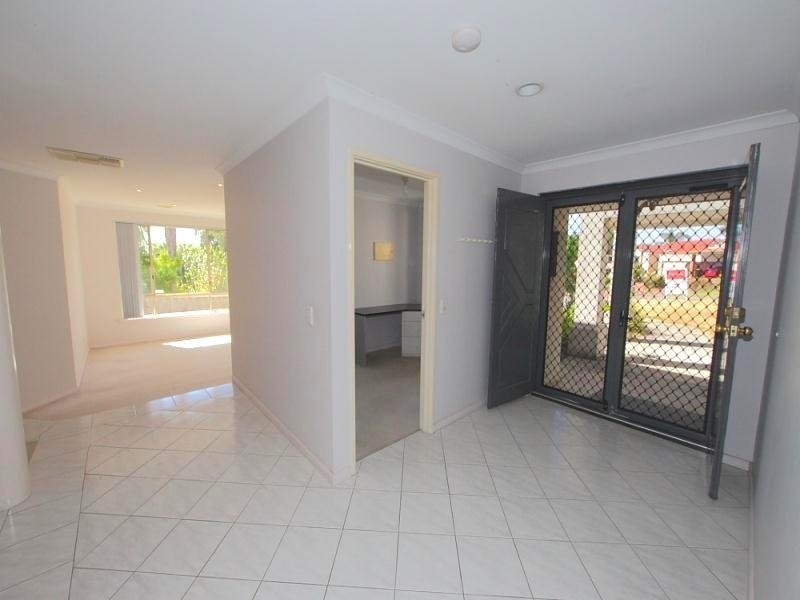 9 Sunset Grove, Canning Vale WA 6155