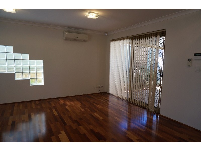 2/14  Kanimbla Street, Bicton WA 6157