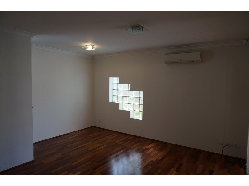 2/14  Kanimbla Street, Bicton WA 6157