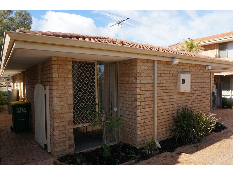 2/14  Kanimbla Street, Bicton WA 6157