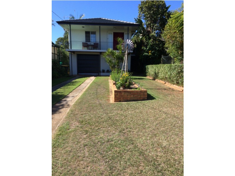 68A Seaville Avenue, Scarborough QLD 4020