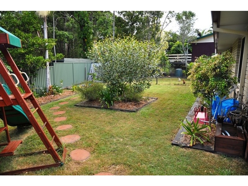 14 William Street, Landsborough QLD 4550