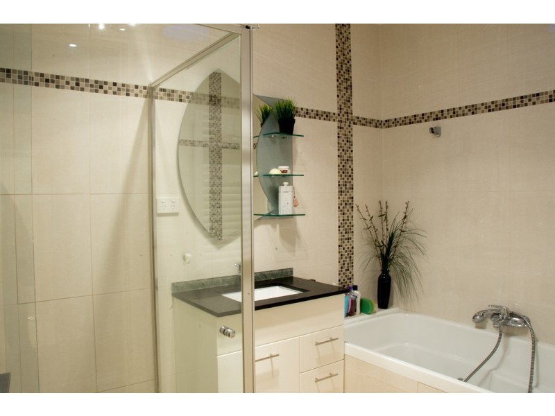 12 Bamber Cl, Mordialloc VIC 3195