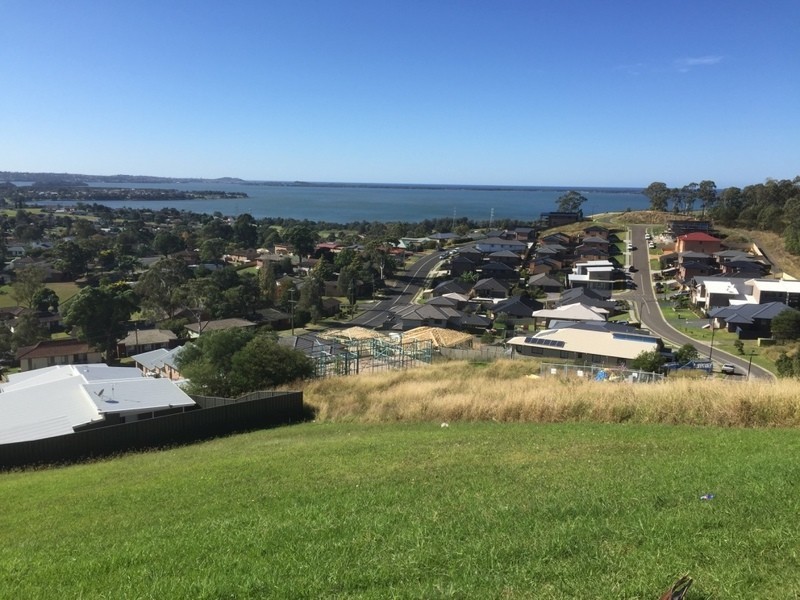 7  Mary Davis Ave, Koonawarra NSW 2530