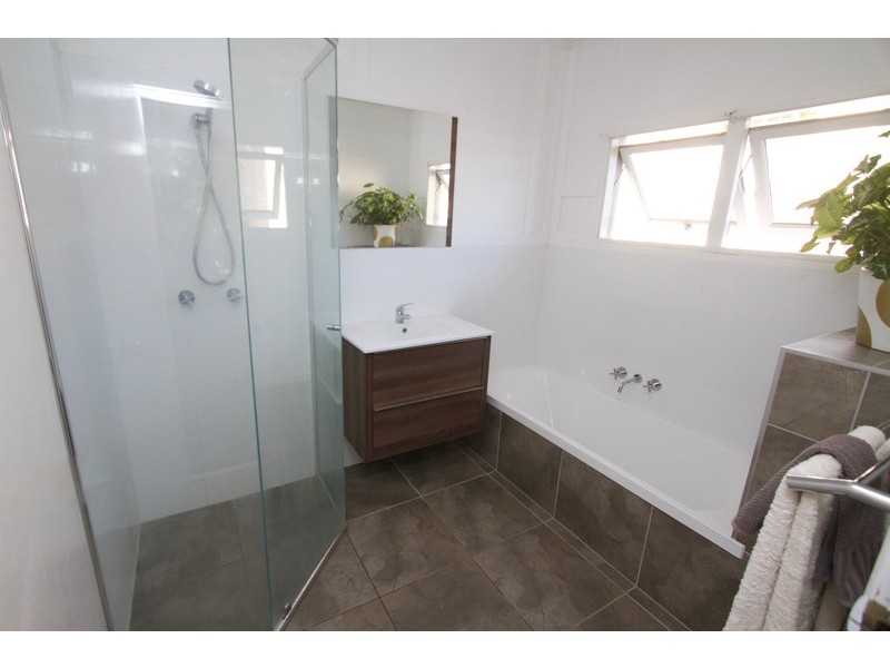 81 Jubilee Terrace, Bardon QLD 4065
