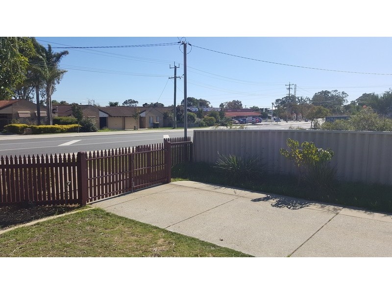 42 Southwell Crescent, Hamilton Hill WA 6163