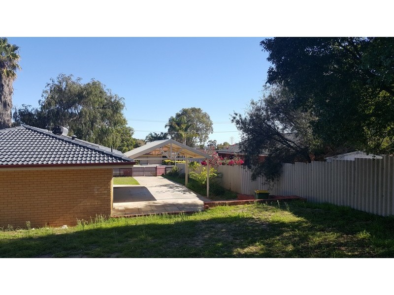 42 Southwell Crescent, Hamilton Hill WA 6163