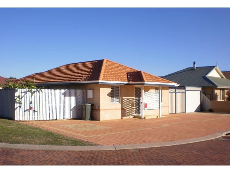 25 Broadbank Lane, Beachlands WA 6530