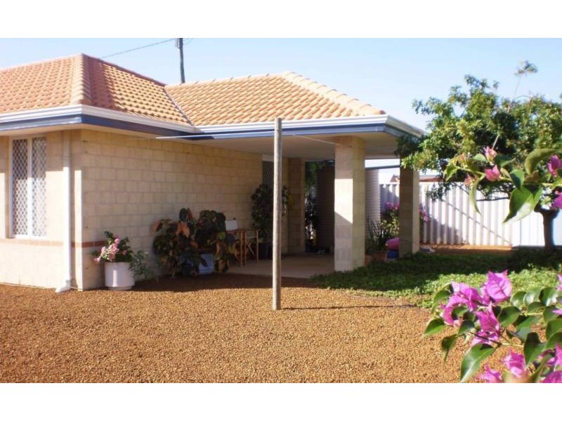 25 Broadbank Lane, Beachlands WA 6530