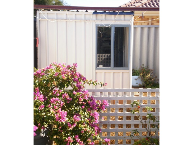 25 Broadbank Lane, Beachlands WA 6530