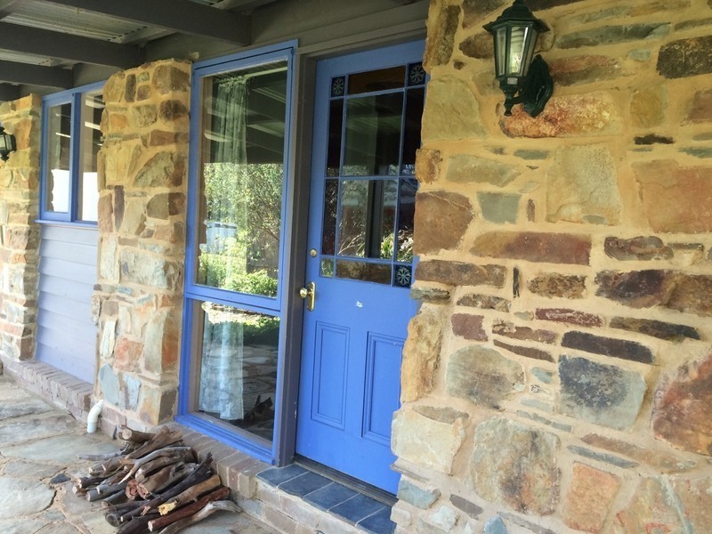 19 Fryers st, Guildford VIC 3451