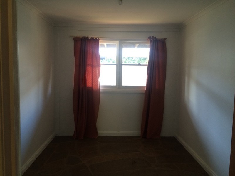 19 Fryers st, Guildford VIC 3451