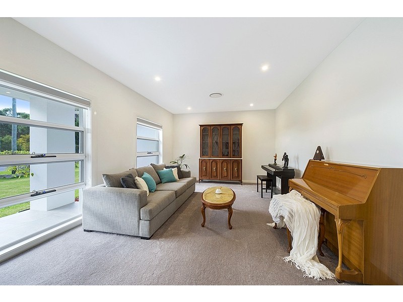 4 Clarke Way, Kenthurst NSW 2156