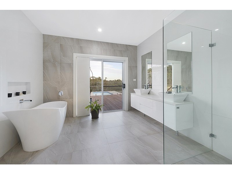 4 Clarke Way, Kenthurst NSW 2156