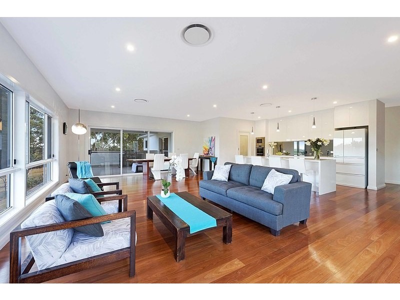 4 Clarke Way, Kenthurst NSW 2156