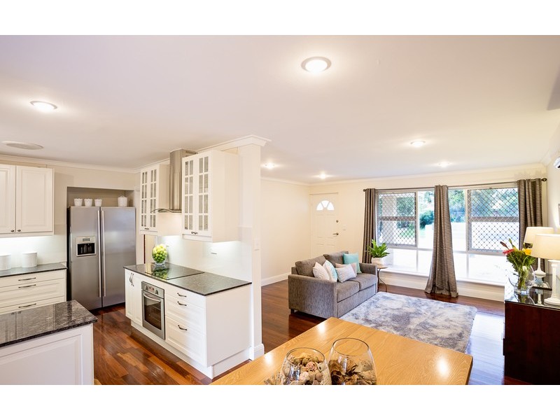 16b  Faversham Street, Beckenham WA 6107