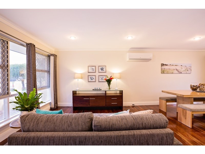 16b  Faversham Street, Beckenham WA 6107