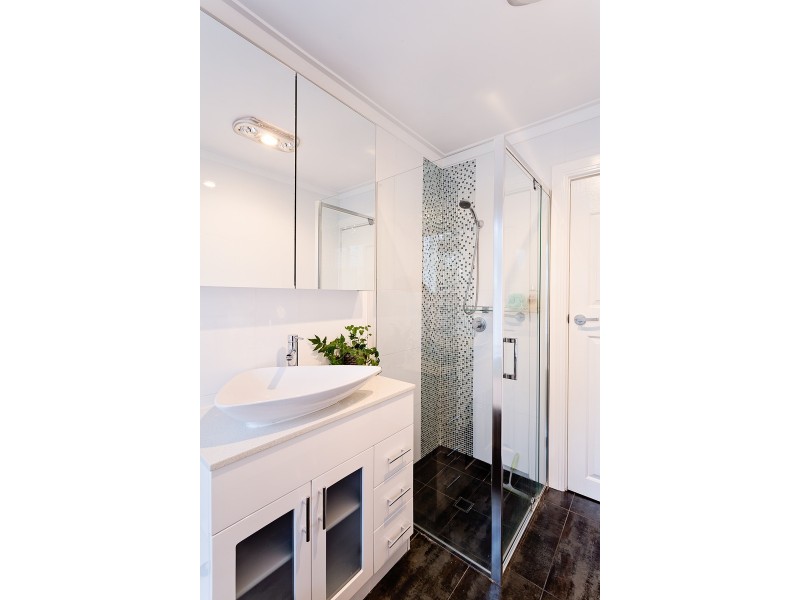 16b  Faversham Street, Beckenham WA 6107