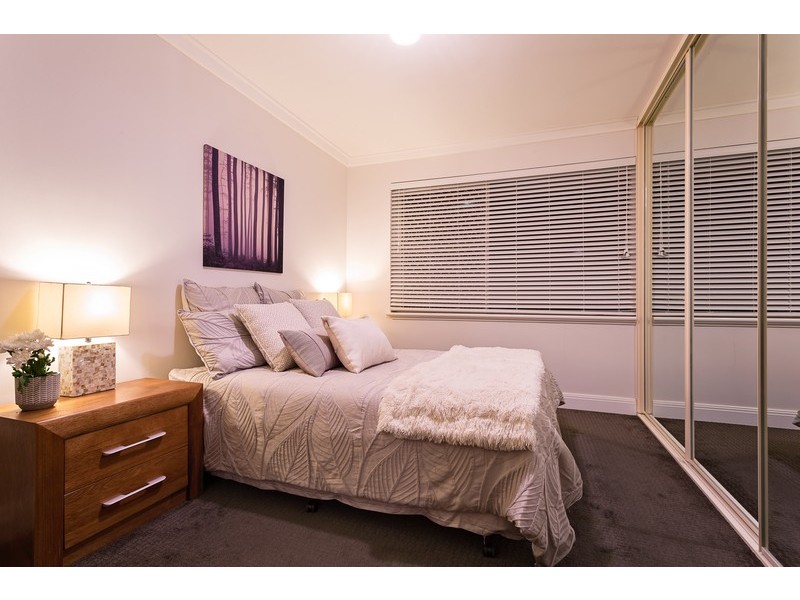 16b  Faversham Street, Beckenham WA 6107
