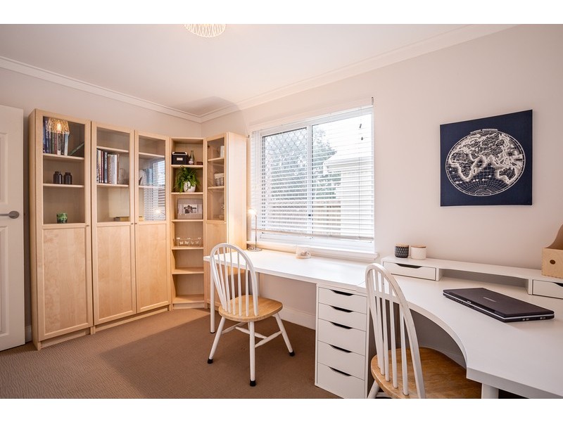 16b  Faversham Street, Beckenham WA 6107