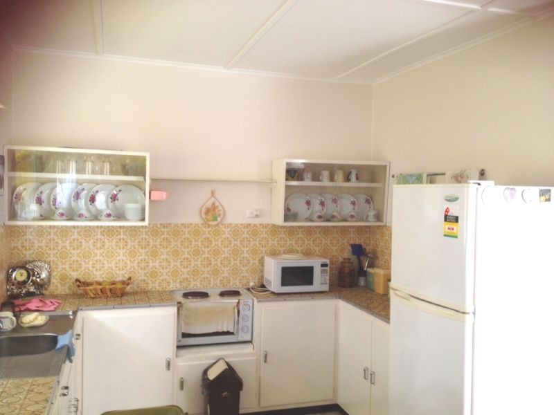 1-4/8 Julia, Toowoomba QLD 4350