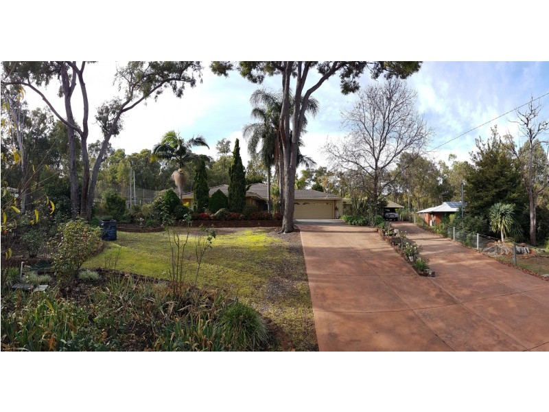7 Winstanley Road, Roleystone WA 6111
