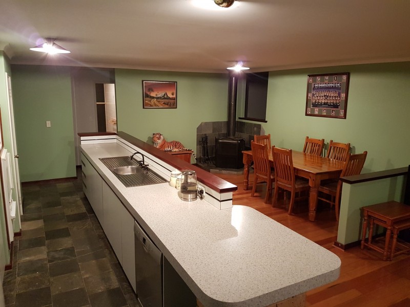 7 Winstanley Road, Roleystone WA 6111