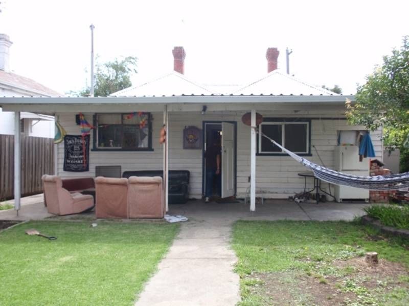 18 Bower Street, Northcote VIC 3070