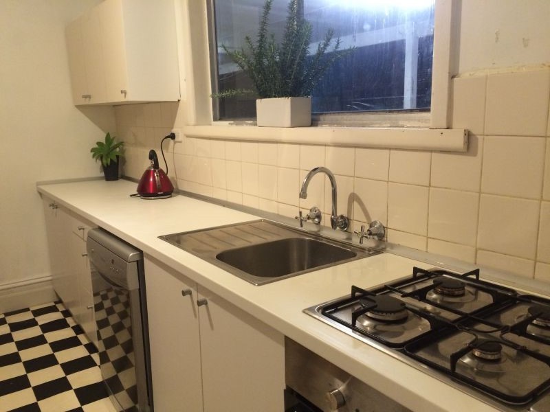 18 Bower Street, Northcote VIC 3070