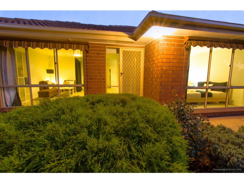 2 Keith  Court, Woodcroft SA 5162