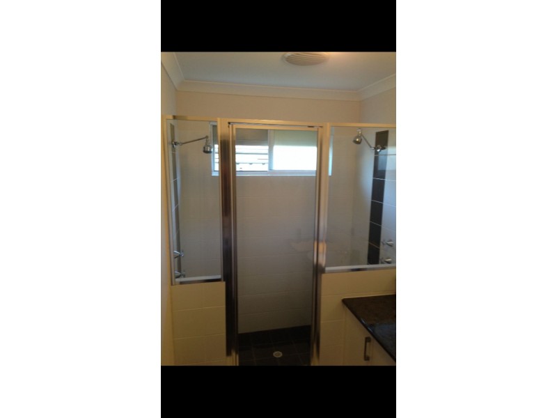 20 Chucklebud Street, Banksia Grove WA 6031