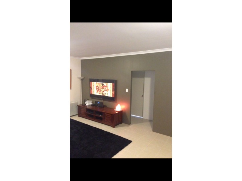 20 Chucklebud Street, Banksia Grove WA 6031