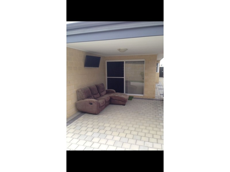 20 Chucklebud Street, Banksia Grove WA 6031