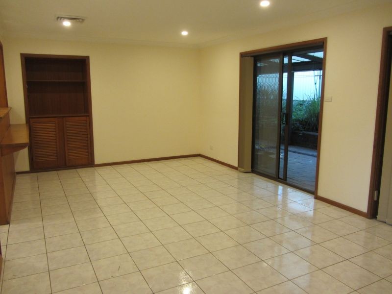 23 Shannon Ave, Merrylands NSW 2160