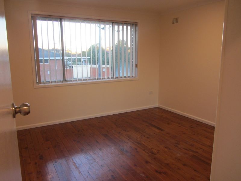 23 Shannon Ave, Merrylands NSW 2160