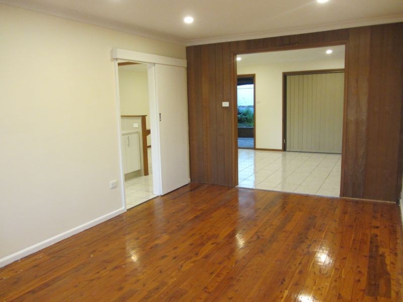 23 Shannon Ave, Merrylands NSW 2160