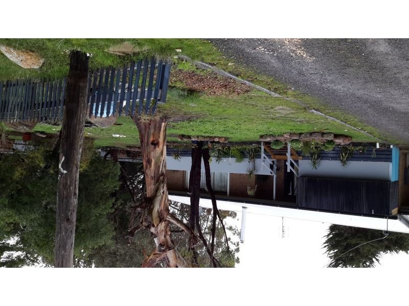 8 church, Scarsdale VIC 3351