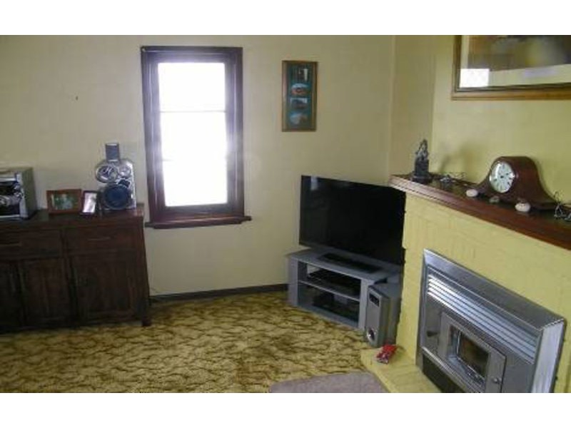 39 Mary St, Collie WA 6225