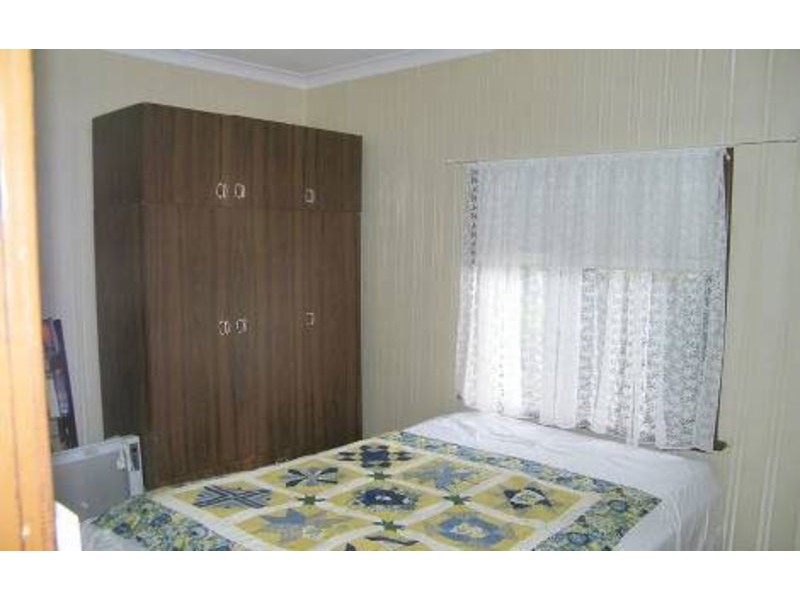 39 Mary St, Collie WA 6225