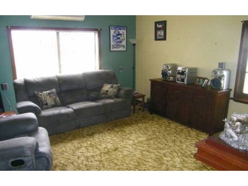 39 Mary St, Collie WA 6225