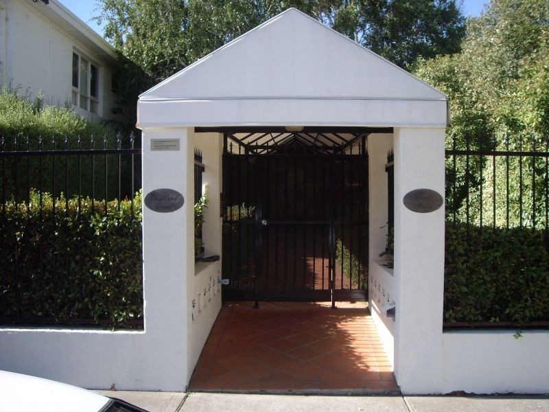 1/37 Wheatland Rd, Malvern VIC 3144