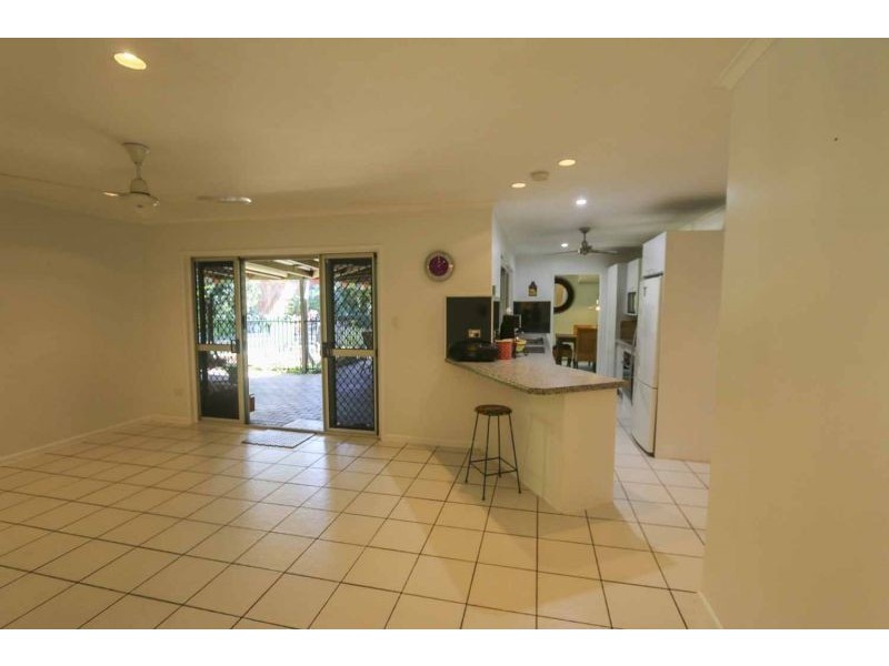 3 County Close, Smithfield QLD 4878