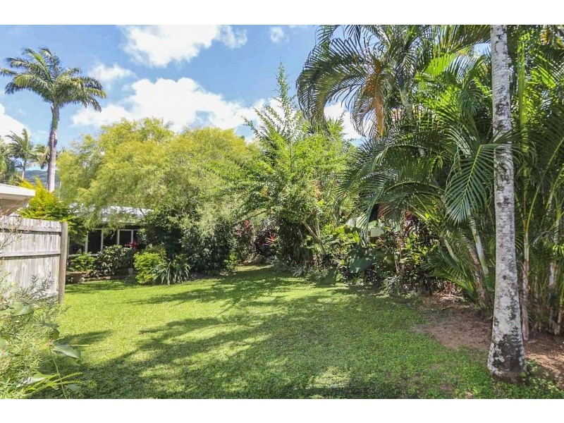 3 County Close, Smithfield QLD 4878