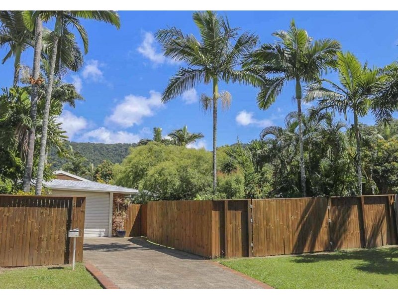 3 County Close, Smithfield QLD 4878